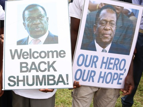 L'ex-vice-président zimbabwéen Emmerson Mnangagwa est rentré d'exil
