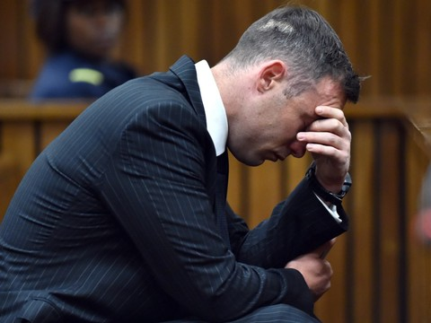 Afrique du Sud: Pistorius condamné en appel à 13 ans et 5 mois de prison