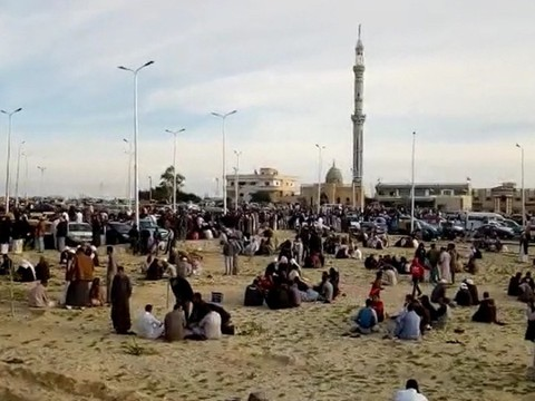 Deuil national en Egypte après le carnage dans une mosquée du Sinaï