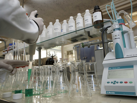 Dottikon ES publie des résultats en légère hausse au 1er semestre