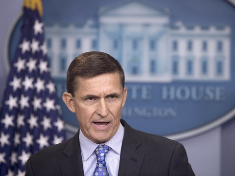 Michael Flynn, ex-conseiller de Trump, inculpé dans l'affaire russe