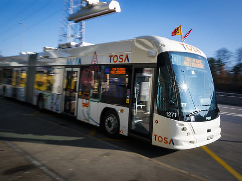 Le bus électrique TOSA va transporter ses premiers passagers
