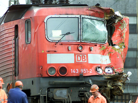 Une collision entre deux trains fait une cinquantaine de blessés en Allemagne