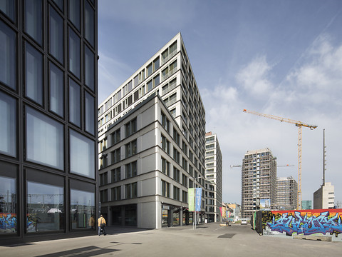 Reprise fragile dès 2018 du marché suisse de l'immobilier de bureau
