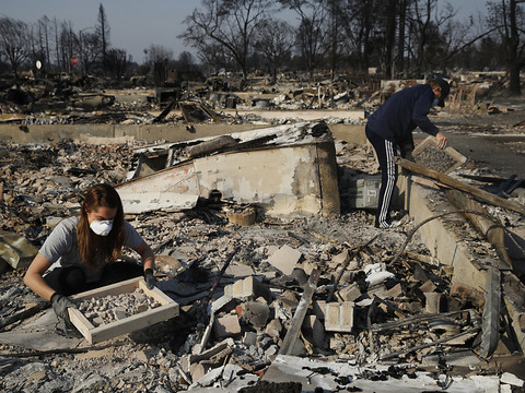 Incendies en Californie: une mise en garde pour les autres régions