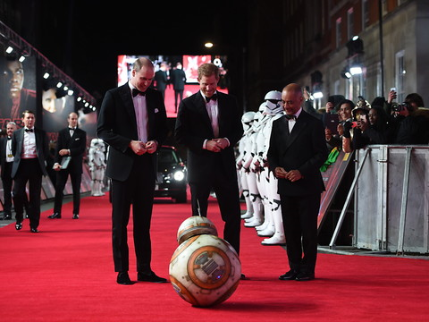 Londres: avant-première en grande pompe du nouveau Star Wars