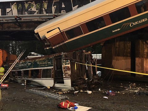Déraillement mortel d'un train dans l'Etat de Washington