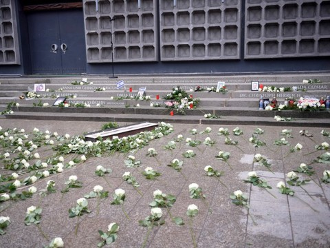 Un an après l'attaque de Berlin: regrets, critiques et hommages