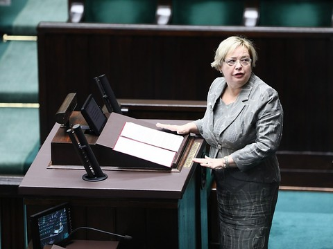 Le parti au pouvoir en Pologne accusé de mener 