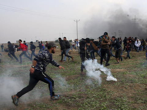 Plus de 50 Palestiniens blessés par des soldats israéliens