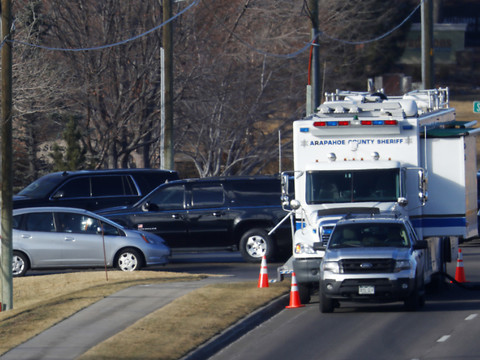 Un policier tué et six blessés dans une fusillade à Denver