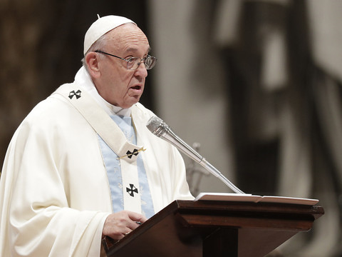 2018: le pape François souhaite un avenir de paix à tous