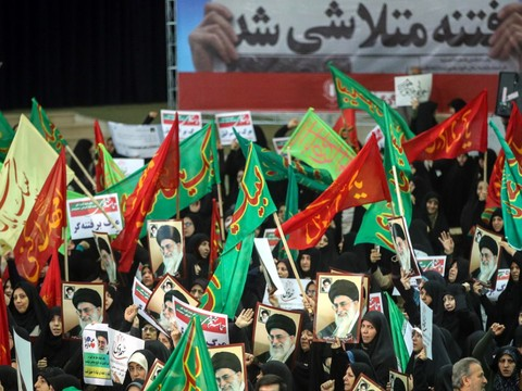 Des milliers de personnes dans des manifestations pro-régime en Iran