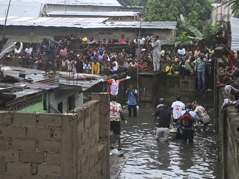 Violences des inondations amplifiées par la croissance urbaine