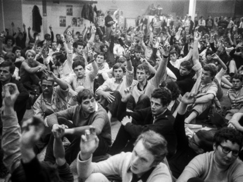 Le militant des années 68 en Suisse était plutôt un étudiant