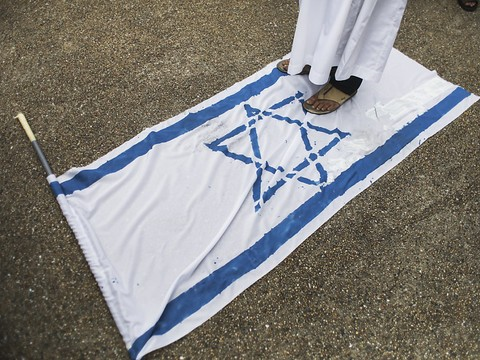 Israël interdit d'entrée une vingtaine d'ONG prônant son boycott
