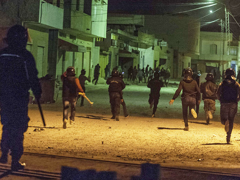 Nouvelle flambée de violences en Tunisie