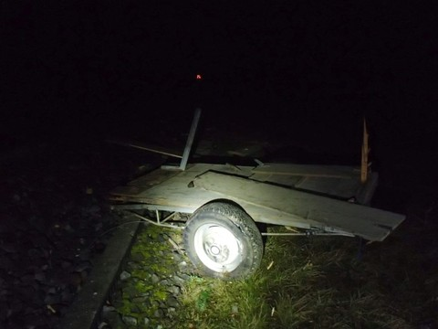 Un train CFF percute une remorque près de Döttingen (AG)