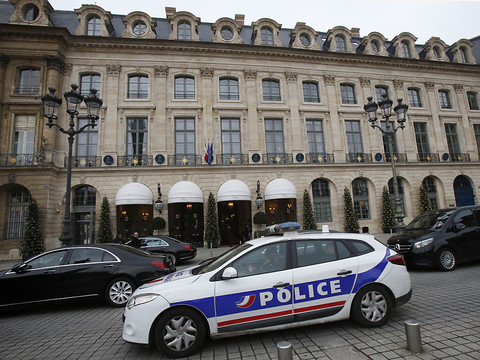Braquage au Ritz à Paris: les bijoux volés tous retrouvés
