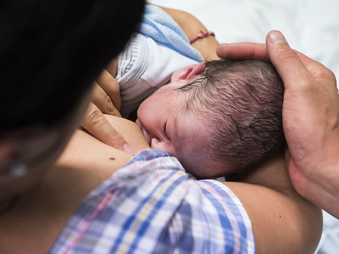 Allaiter pendant six mois réduit le risque de diabète chez la mère