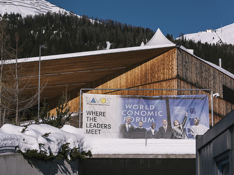 Trump pourra se rendre à Davos même en cas de 