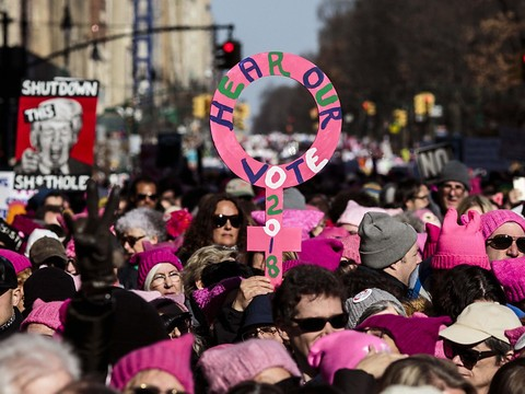 Dizaines de milliers de manifestants réunis à la Marche des femmes