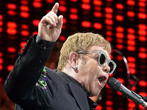 La tournée d'adieu d'Elton John passera par Montreux