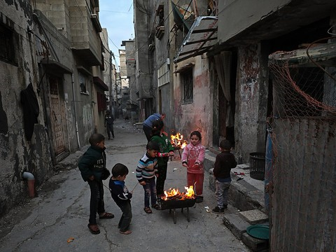 Gel de l'aide américaine: l'UNRWA dénonce une décision 