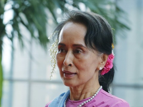 Un cocktail Molotov lancé sur la maison d'Aung San Suu Kyi
