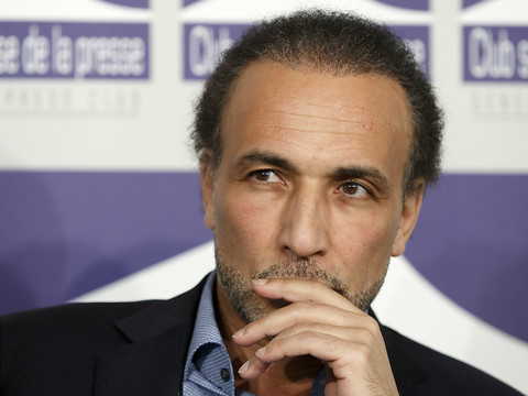 Tariq Ramadan mis en examen pour viol et incarcéré