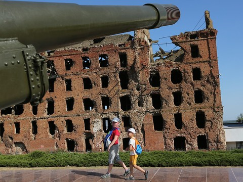 La Russie célèbre les 75 ans de sa victoire à Stalingrad