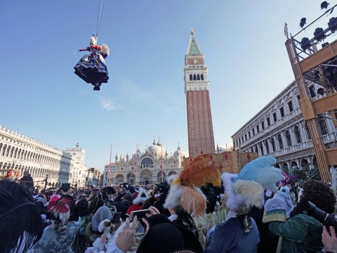 Coup d'envoi du Carnaval de Venise avec le 