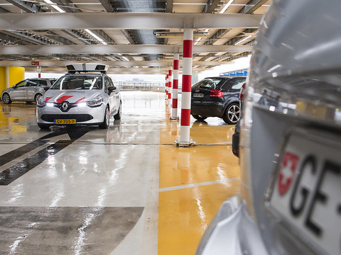 Un véhicule électrique né pour débusquer les voitures mal garées