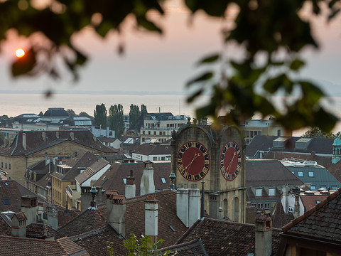 Un médecin neuchâtelois accusé d'homicide par négligence
