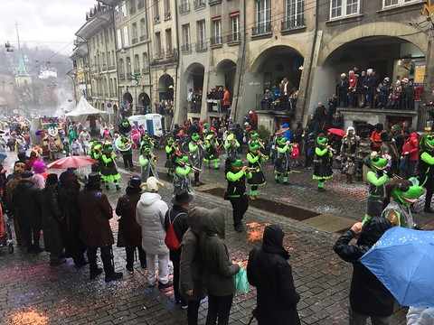 Carnaval sous la pluie à Berne