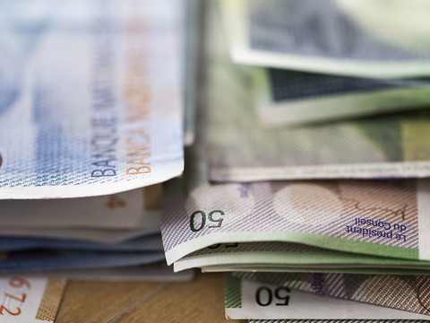 Le canton de Neuchâtel se dote d'un budget pour l'année en cours