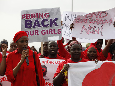 Nigeria: une partie des écolières enlevées par Boko Haram retrouvées