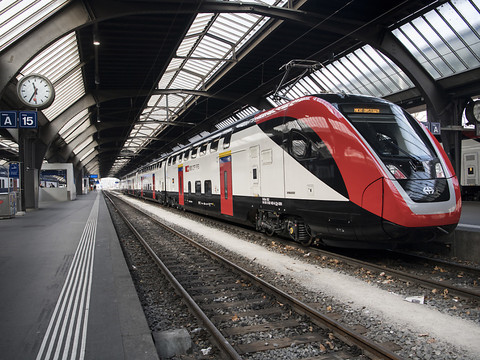Les nouveaux trains CFF à deux étages mis en circulation