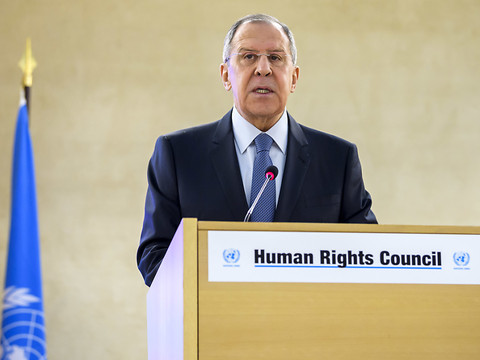Syrie: Lavrov demande à Genève aux rebelles un effort humanitaire