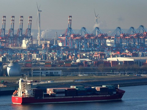 La procédure relative à la flotte suisse de haute mer se poursuit