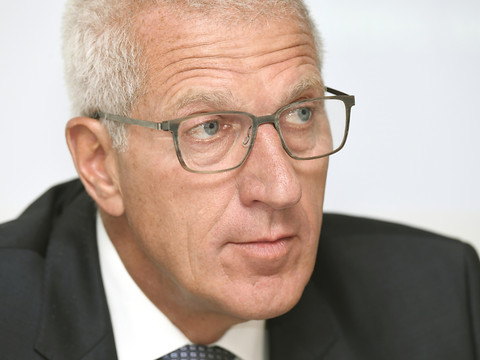 L'ex-patron de Raiffeisen Pierin Vincenz a été placé en détention