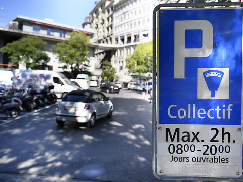 Lausanne répond à la pétition des commerçants sur le parking
