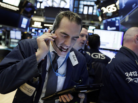 Wall Street rassurée sur l'ampleur de nouvelles taxes américaines