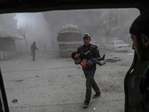 Les Casques blancs syriens déplore la mort d'une femme secouriste