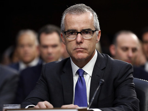 Le ministre de la Justice limoge l'ancien directeur adjoint du FBI