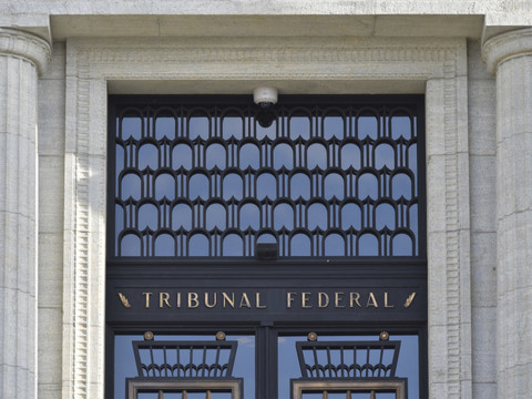 Les administrateurs peuvent saisir la justice pour être informés