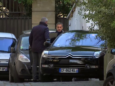 Nicolas Sarkozy présenté aux juges pour le dossier libyen de 2007