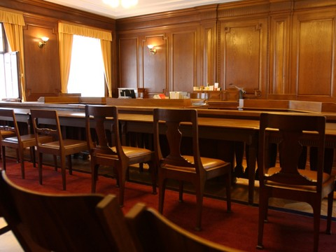 Une mère et son amant condamnés à St-Gall pour avoir abusé d'une fillette de 4 ans