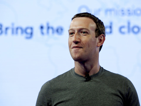 Une commission du Congrès veut auditionner Zuckerberg