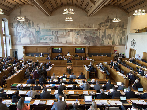 Le PS et le PLR gagnent des sièges au Grand Conseil